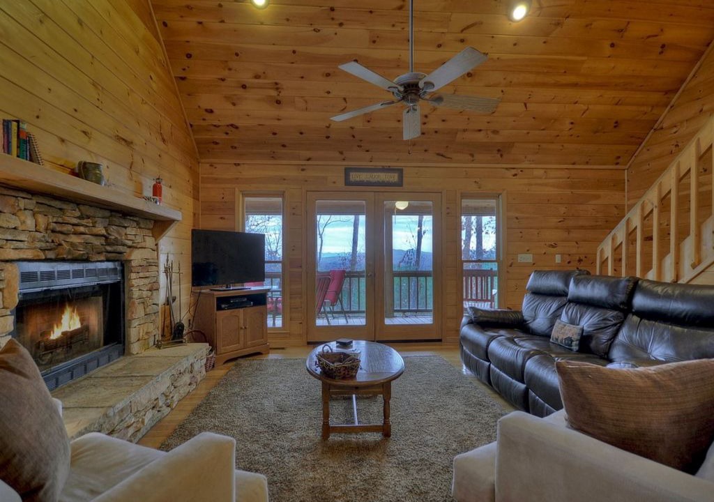 Photo of Livingroom in My Mountain