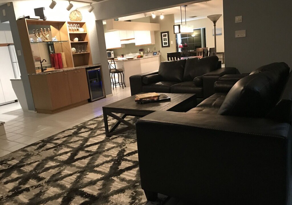 Photo of Livingroom in Harbour Heights