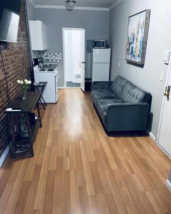 Photo of Livingroom in Brooklyn Heights