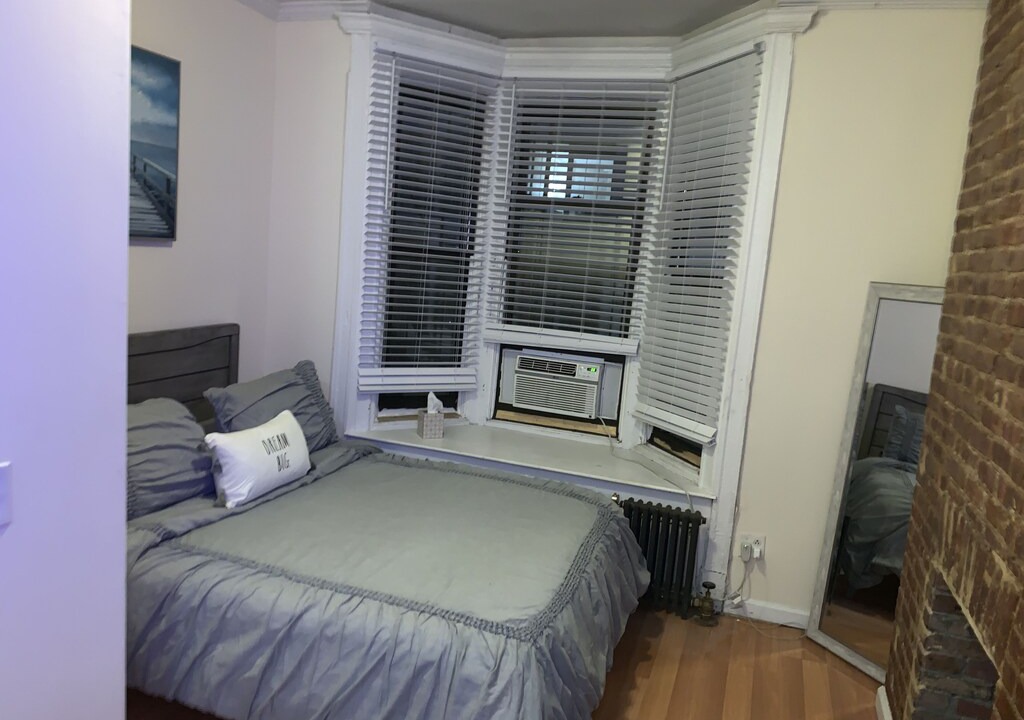 Photo of Bedroom in Brooklyn Heights