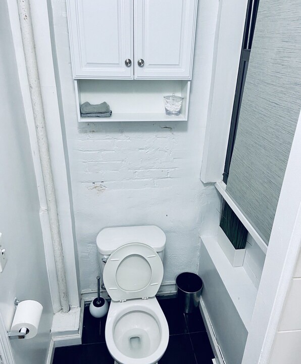 Photo of Bathroom in Brooklyn Heights