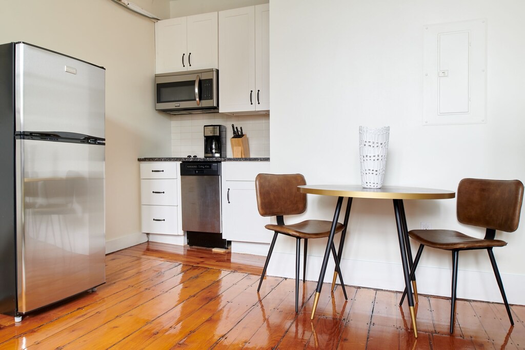 Photo of Livingroom in Beacon Hill