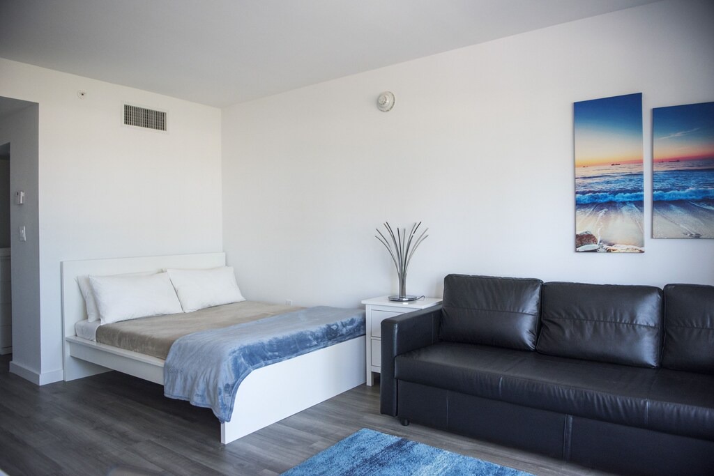 Photo of Livingroom in South Pointe