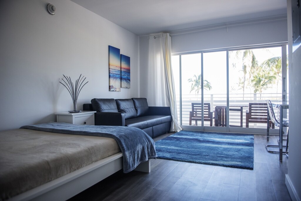 Photo of Bedroom in South Pointe