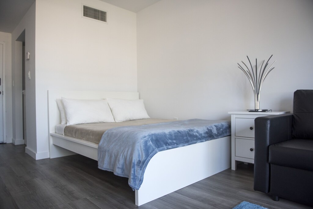 Photo of Bedroom in South Pointe