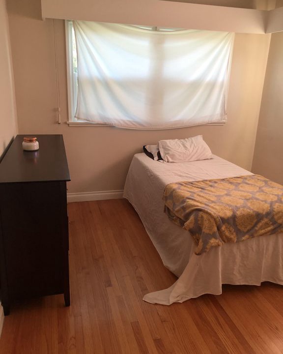 Photo of Bedroom in Reseda