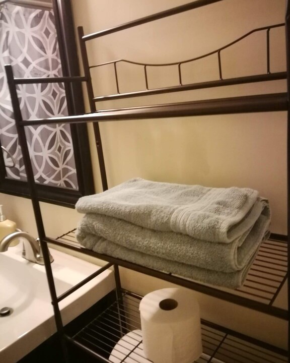 Photo of Bedroom in Shaw