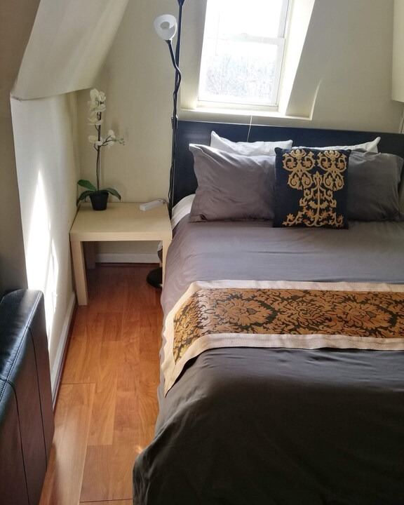 Photo of Bedroom in Shaw