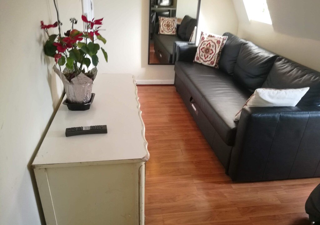 Photo of Livingroom in Shaw