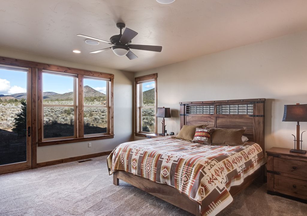 Photo of Bedroom in Powell Butte