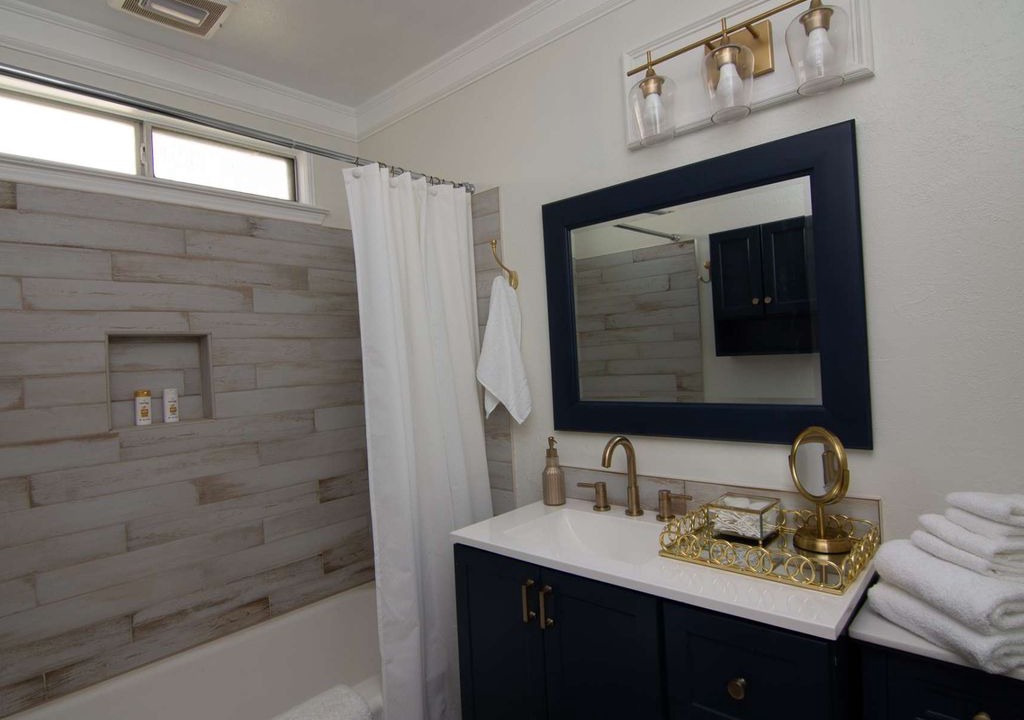 Photo of Bathroom in Fort Worth Cultural District