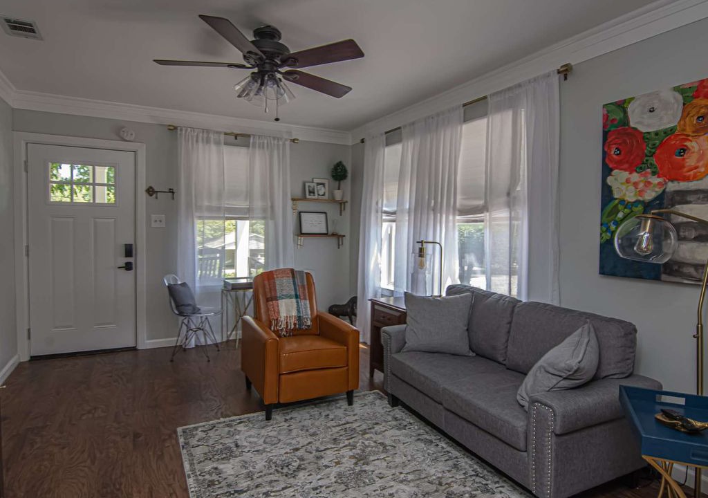 Photo of Livingroom in Fort Worth Cultural District
