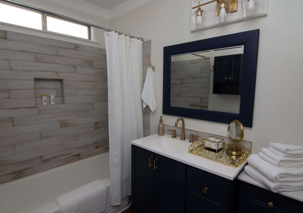Photo of Bathroom in Fort Worth Cultural District