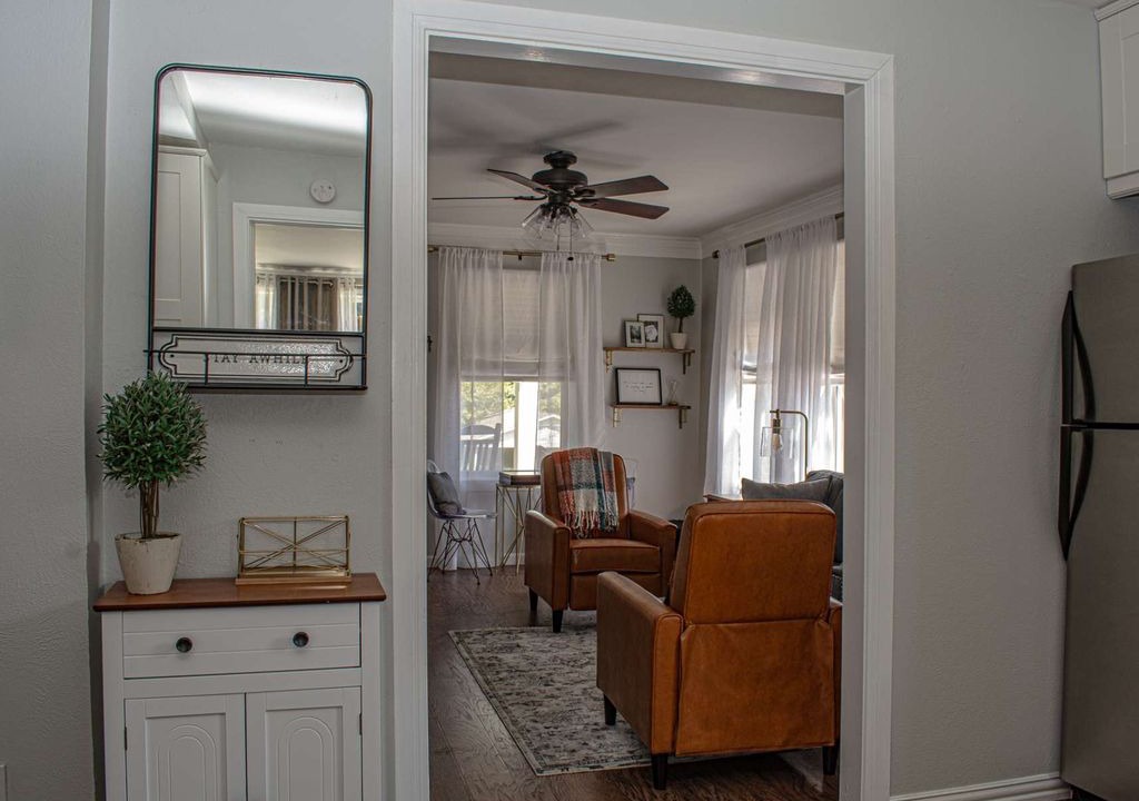 Photo of Livingroom in Fort Worth Cultural District