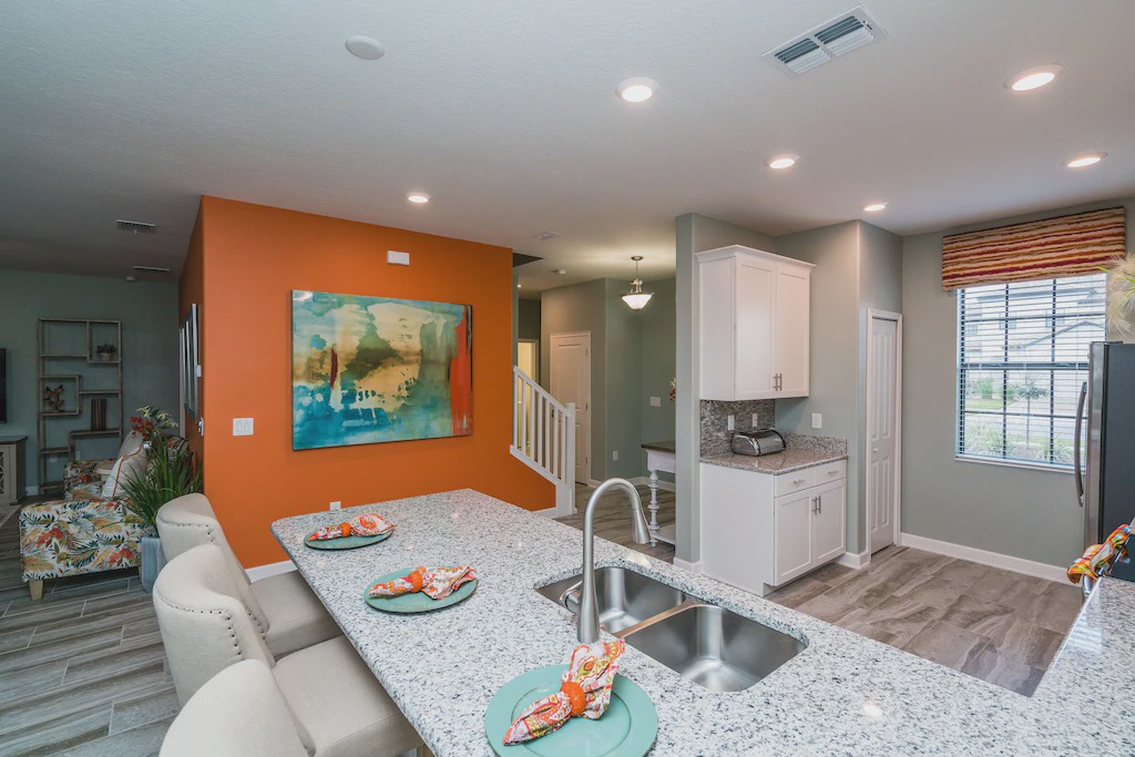 Photo of Others in Davenport