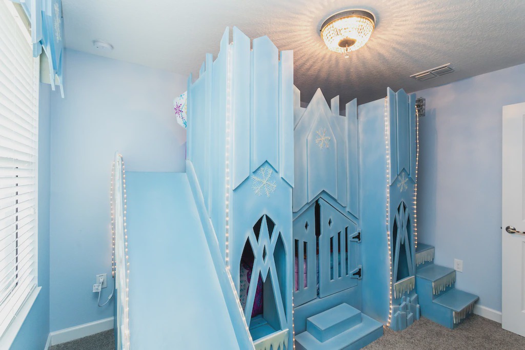 Photo of Others in Davenport