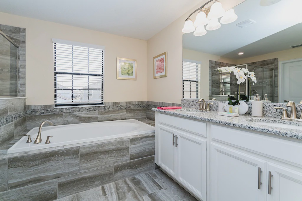 Photo of Others in Davenport