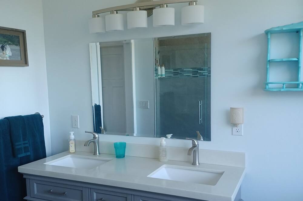 Photo of Others in Central Point