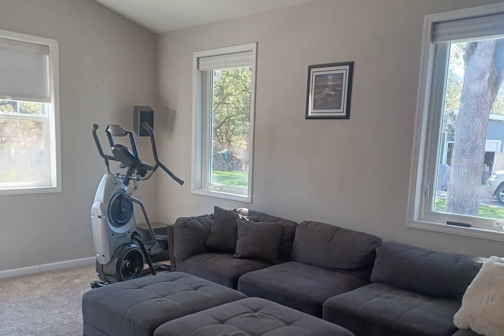 Photo of Bedroom in Central Point