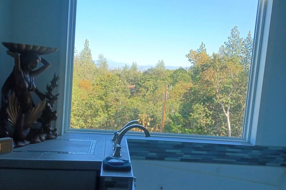 Photo of Others in Central Point