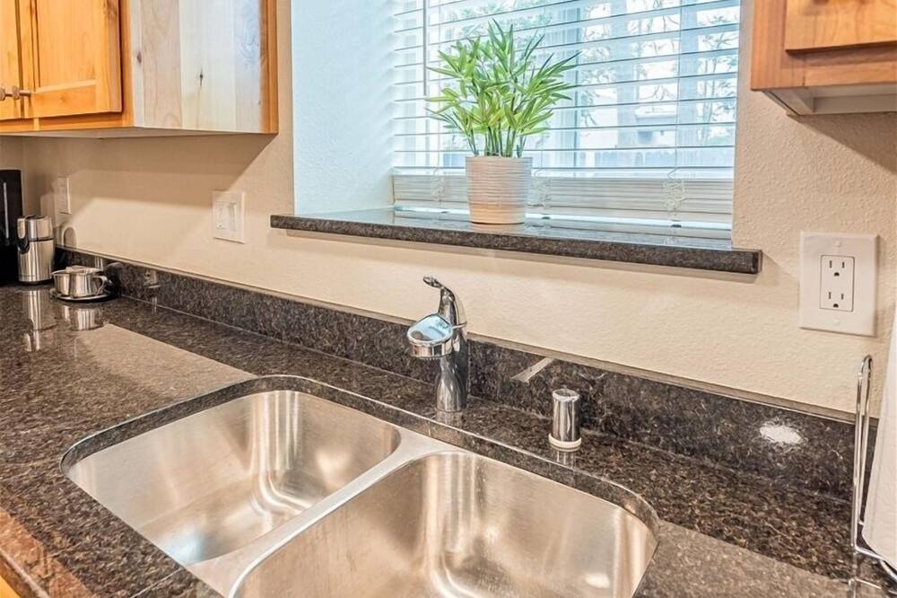 Photo of Kitchen in University Heights