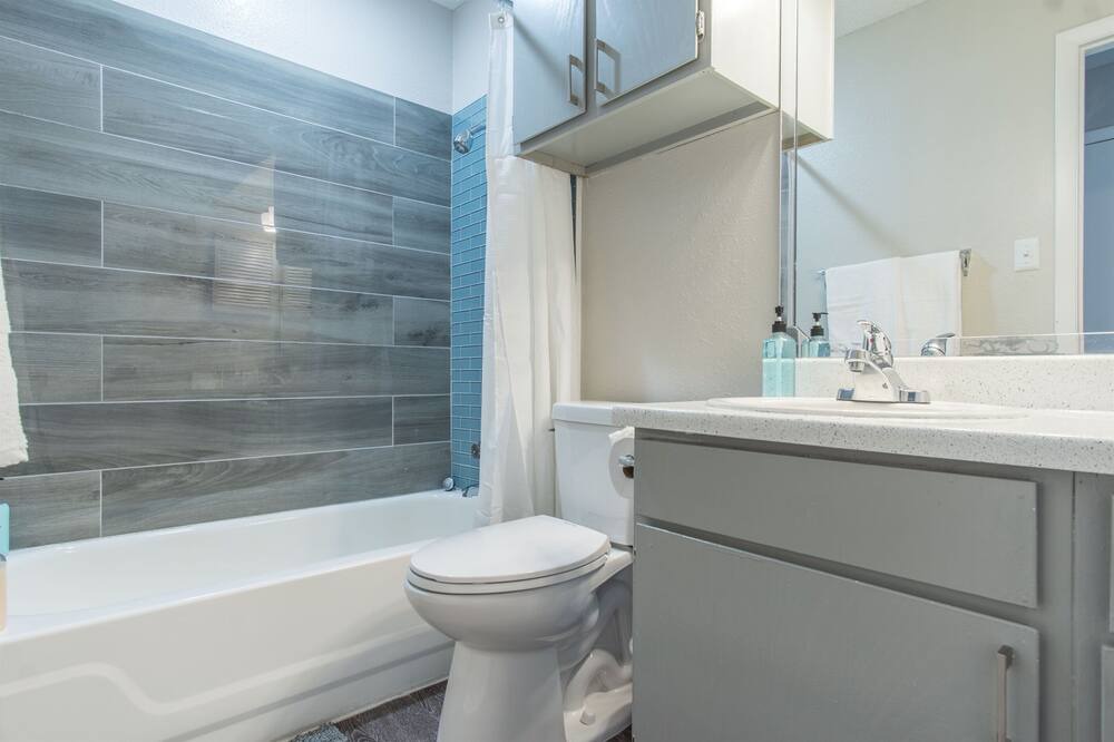 Photo of Bathroom in South Lamar
