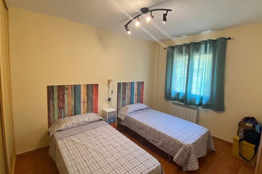Photo of Bedroom in Bronchales