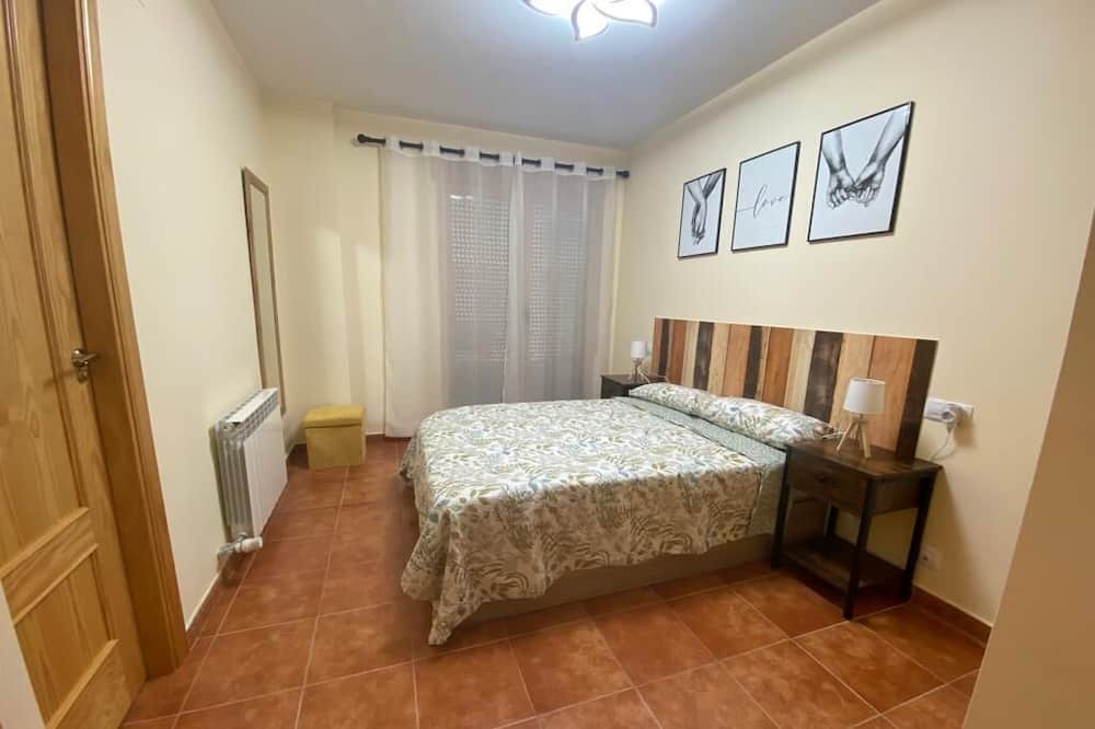 Photo of Bedroom in Bronchales