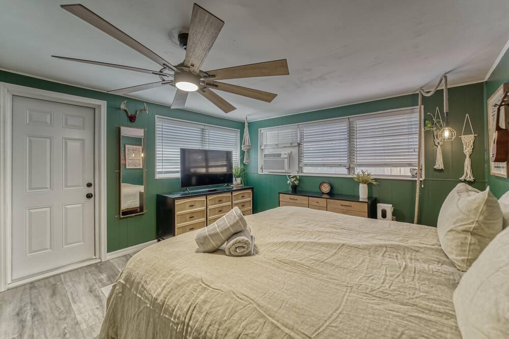 Photo of Bedroom in South Seminole Heights