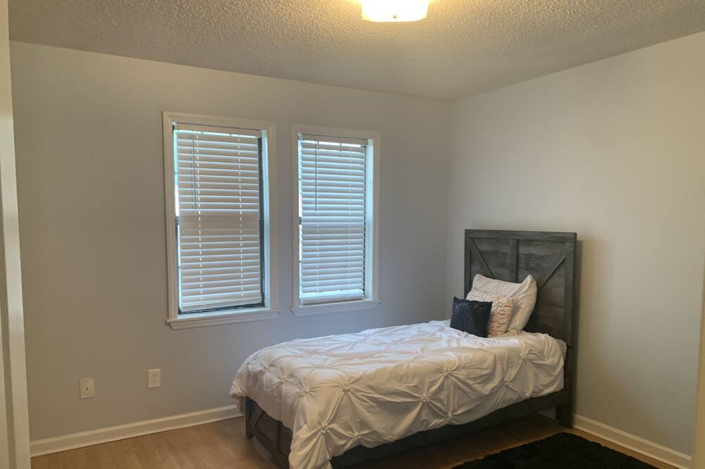 Photo of Bedroom in Northeast Raleigh