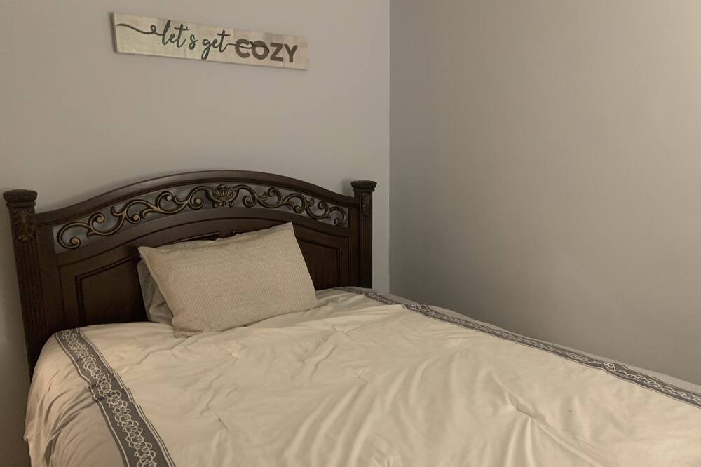 Photo of Bedroom in Northeast Raleigh