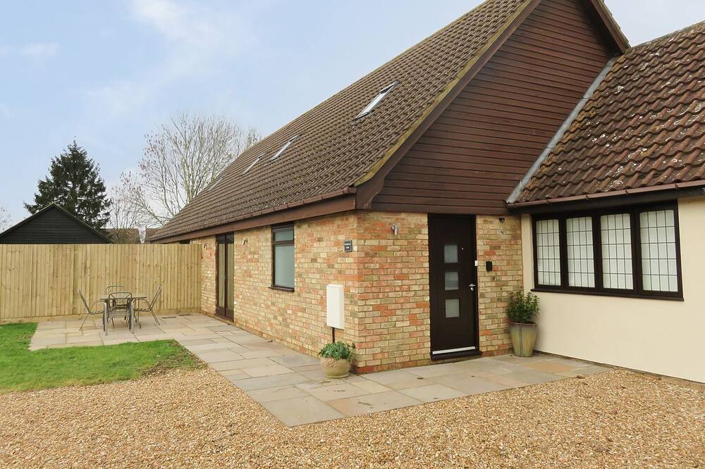 Photo of Outdoor in Wyton