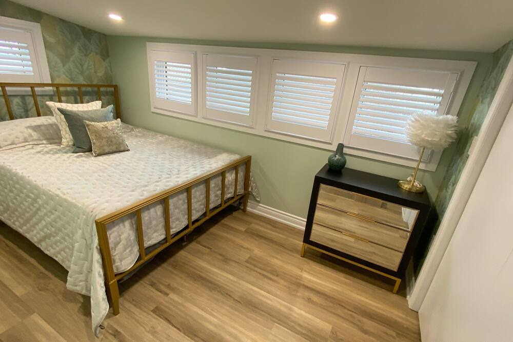 Photo of Bedroom in Port Dover