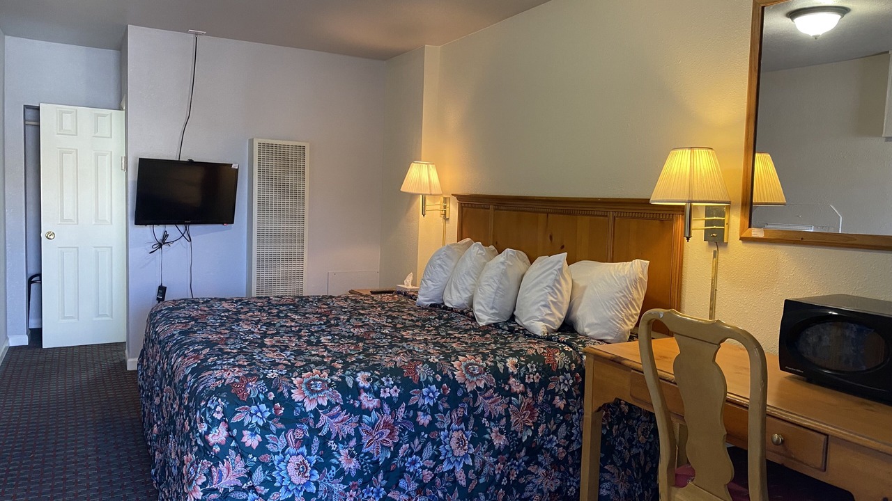 Photo of Bedroom in Cheyenne