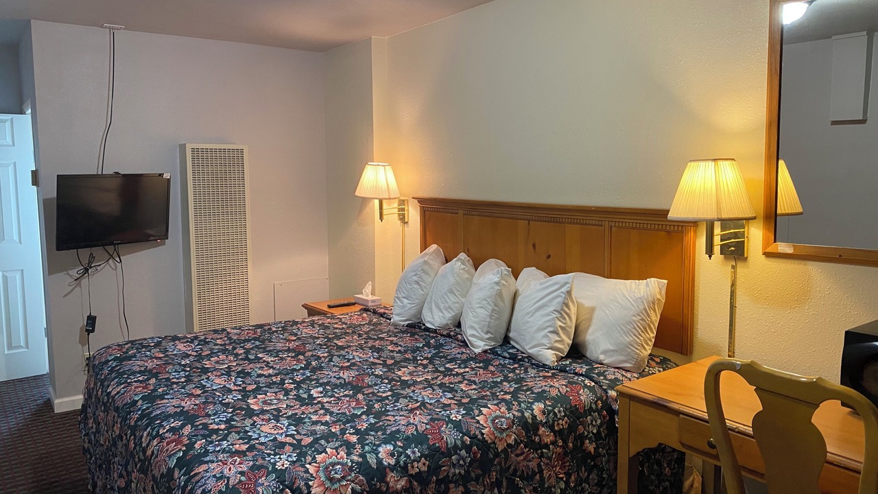 Photo of Bedroom in Cheyenne