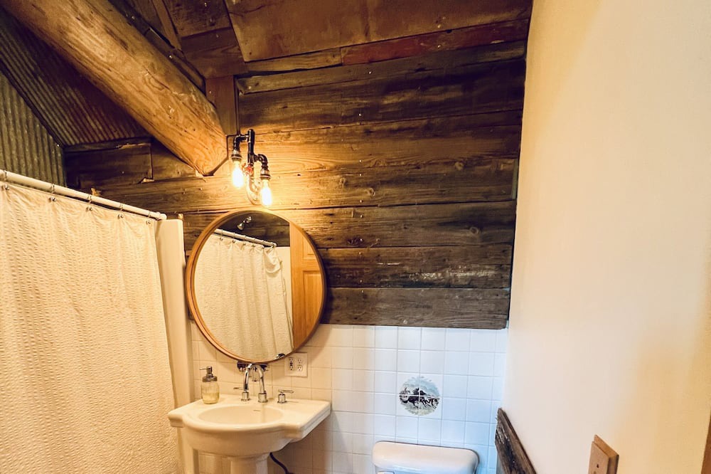 Photo of Bathroom in Franklin County