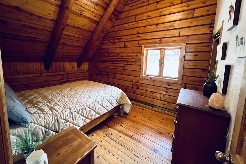 Photo of Bedroom in Franklin County