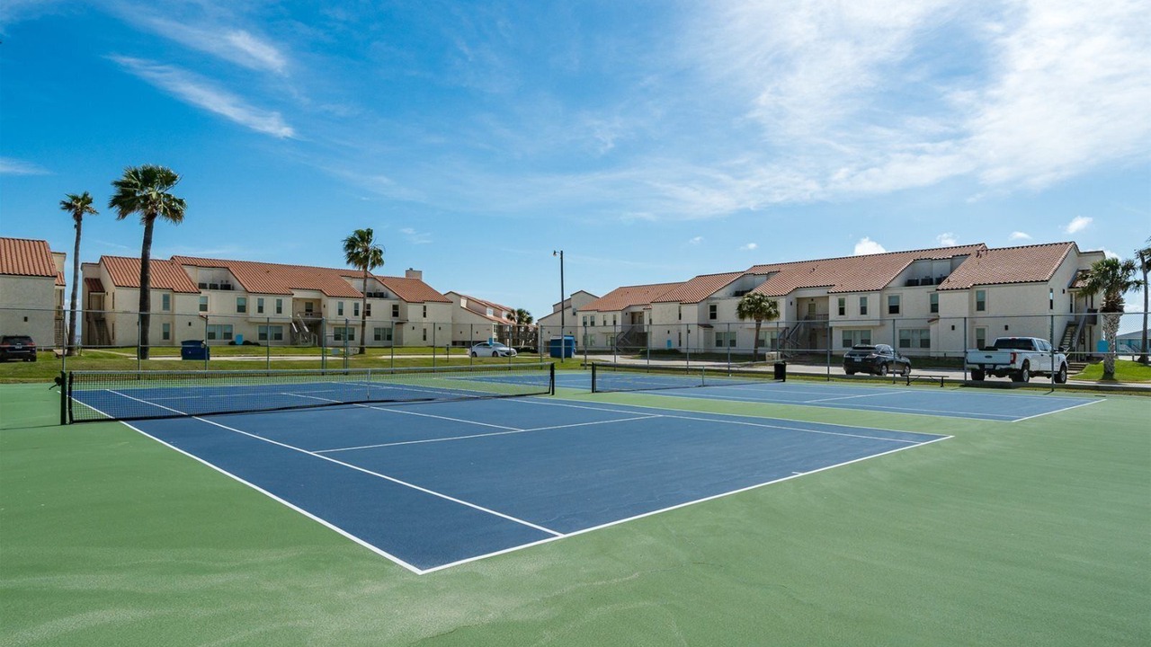 Photo of Others in Harbor Oaks