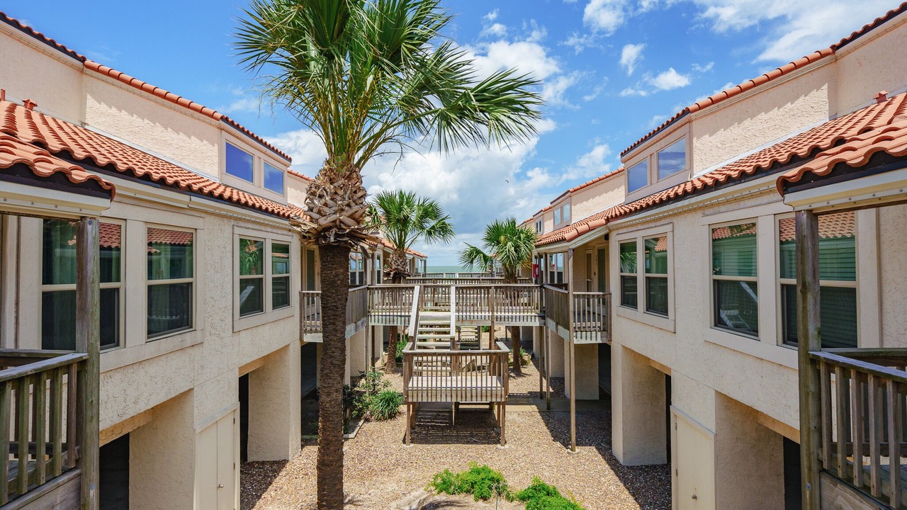 Photo of Outdoor in Harbor Oaks