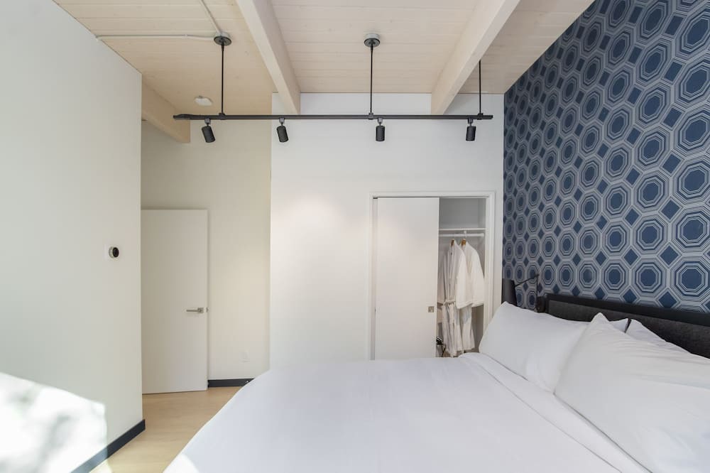 Photo of Bedroom in Randle