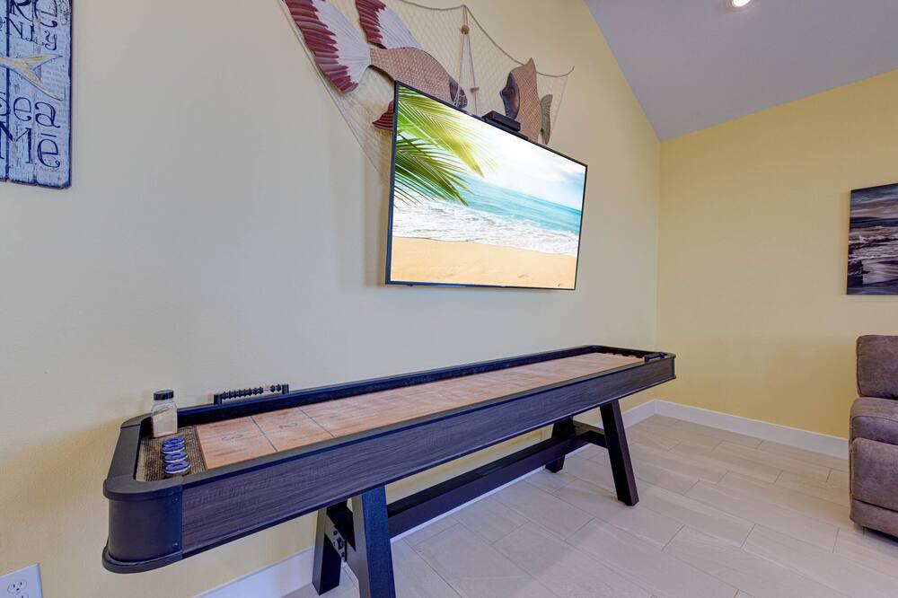 Photo of Bedroom in Safe Harbor