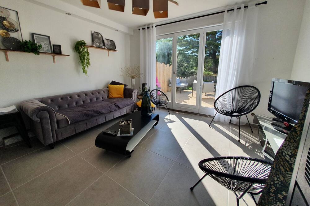 Photo of Livingroom in Sainte-Cecile-Plage