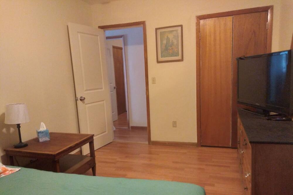 Photo of Bedroom in Liberty