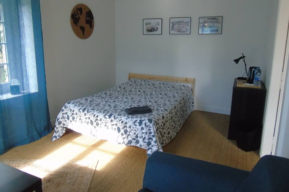 Photo of Bedroom in Marigne-Laille