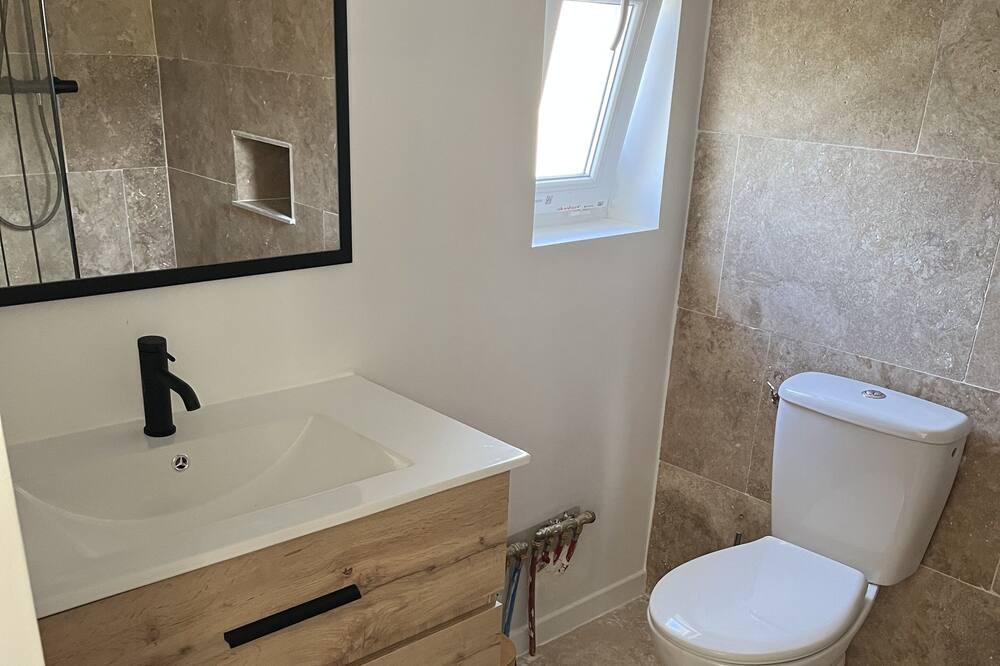 Photo of Bathroom in Venejan