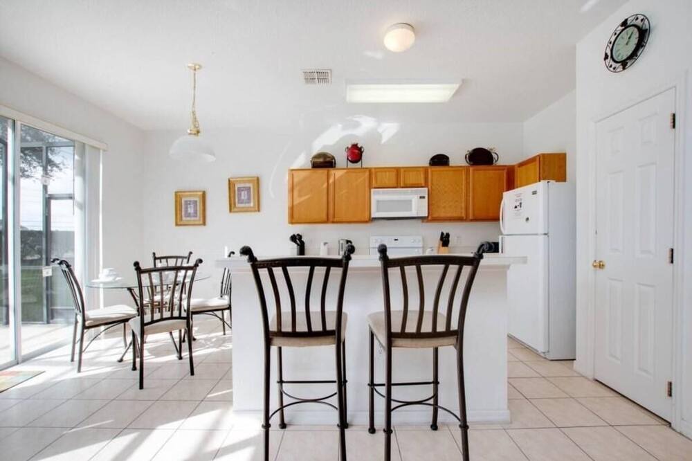 Photo of Kitchen in Windwood Bay