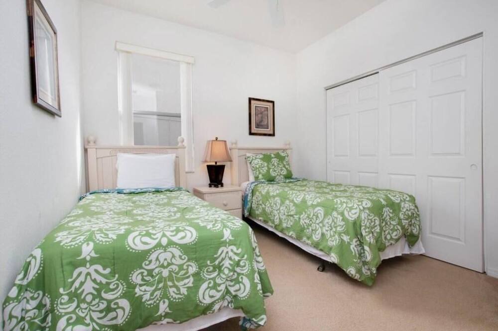 Photo of Bedroom in Windwood Bay