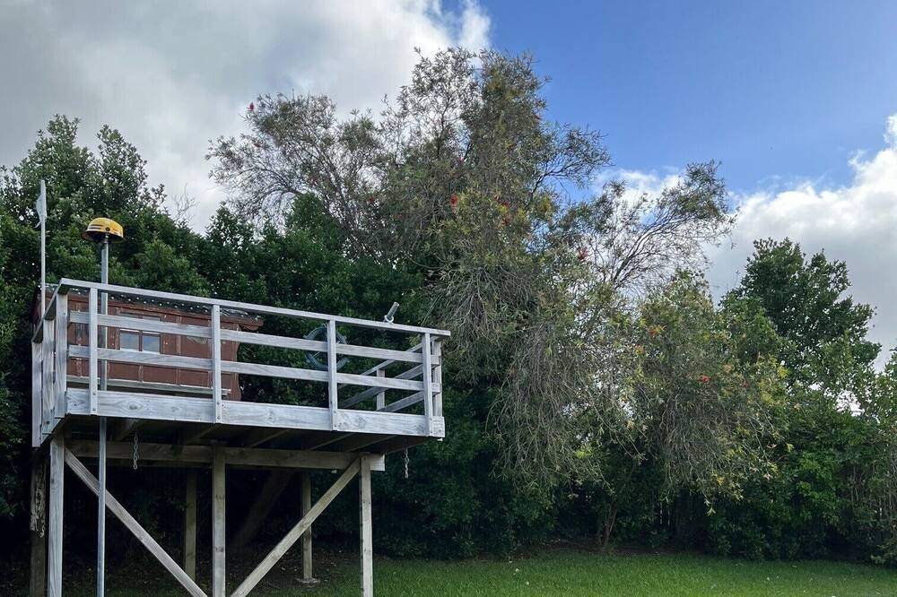 Photo of Outdoor in Stanmore Bay