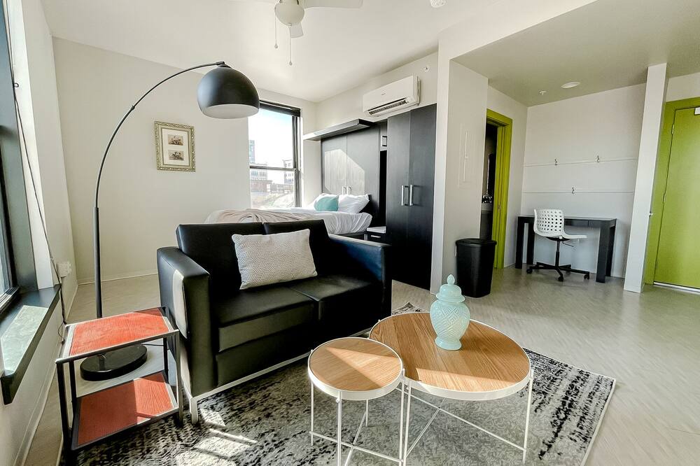 Photo of Bedroom in Downtown Springfield