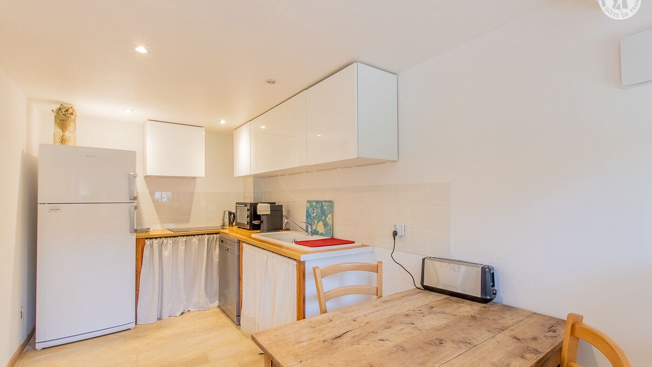 Photo of Kitchen in La Roche-Vineuse